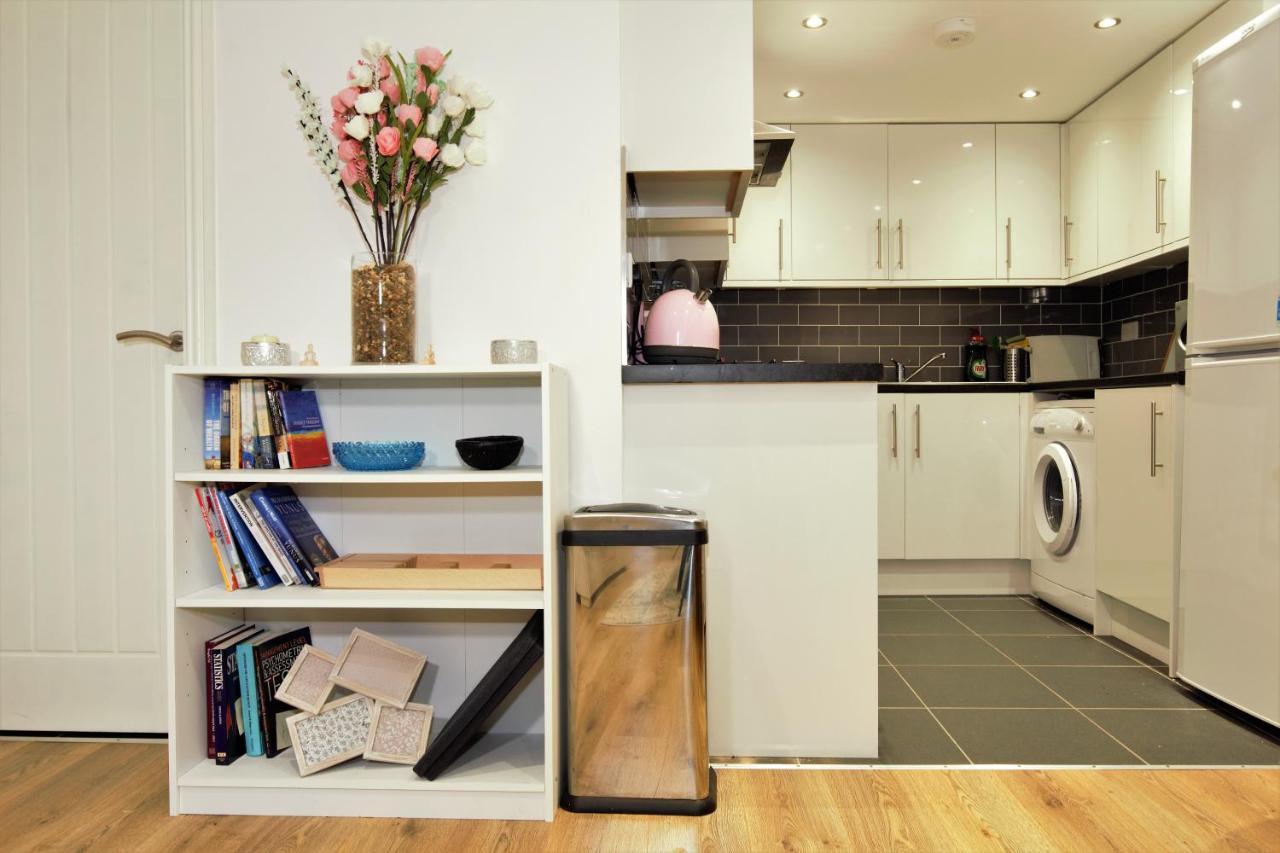 Stylish 2 Bedroom Apartment In The Heart Of Greenwich London Exteriör bild